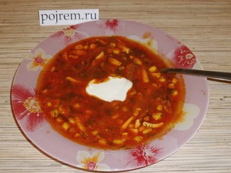 Томатный суп с кукурузой и курицей