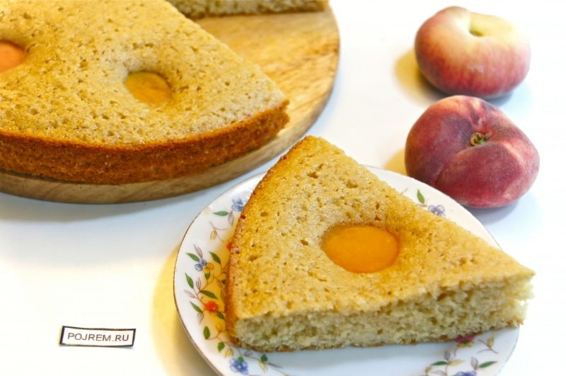 Заливной пирог с абрикосами на молоке - рецепт с фото на Pojrem