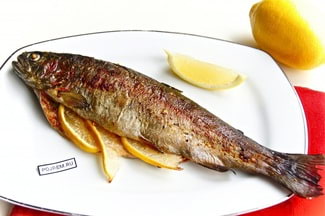Рыба, запеченная с лимоном