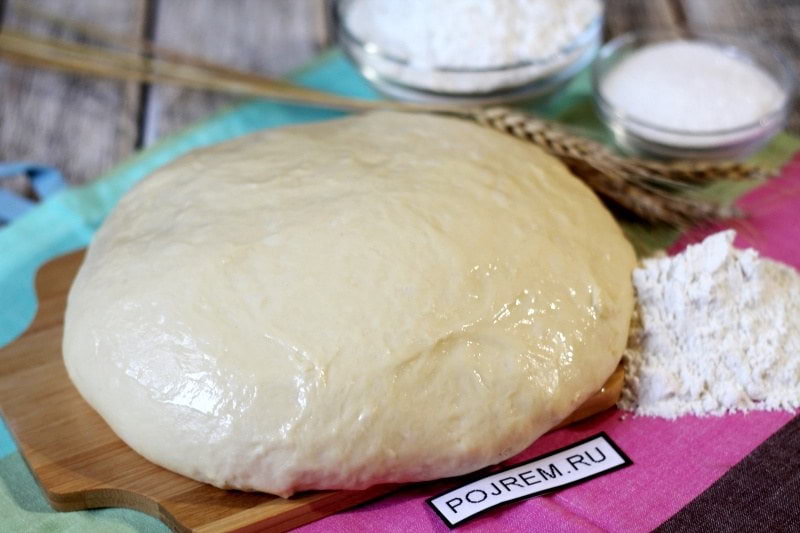 Рецепт теста для булочек в хлебопечке. Тесто сдобное в хлебопечи. Сдобное тесто в хлебопечке. Сдобное дрожжевое тесто. Тесто для пирогов в хлебопечке.