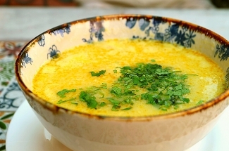 Потрясающий суп без надоевшей кучи овощей. Чихиртма по-грузински. И готовить проще